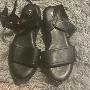 Black thick heel sandal